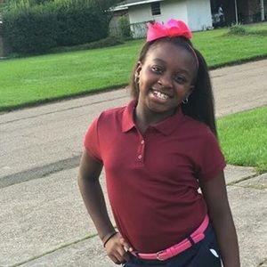 Meet your Posher, Destinee